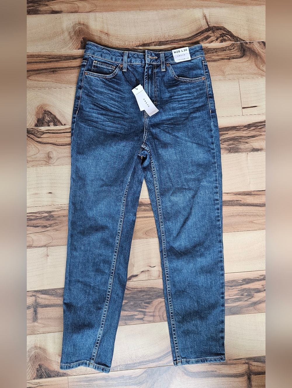NWT Topshop Mid Wash Slim Straight Jeans — Blue